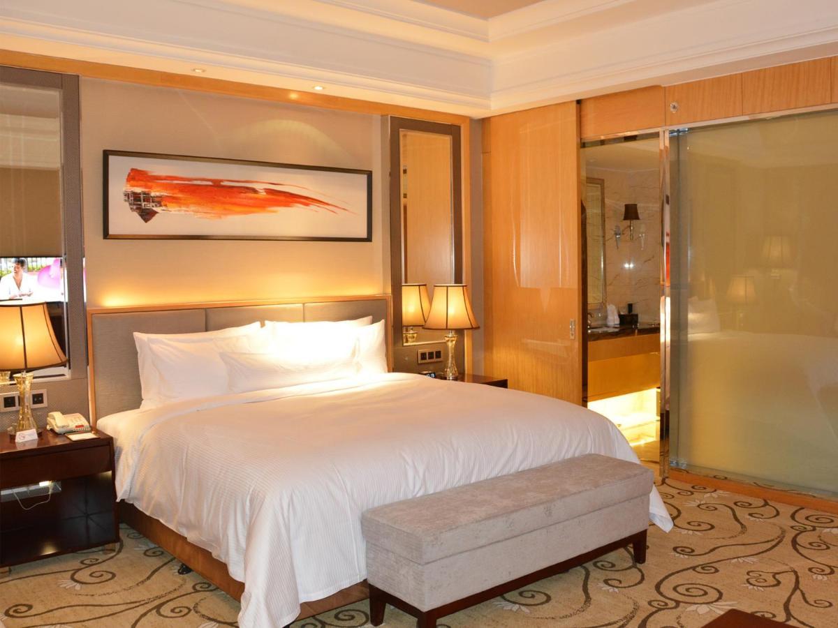 Wyndham Grand Plaza Royale Mingfa Zhangzhou Экстерьер фото