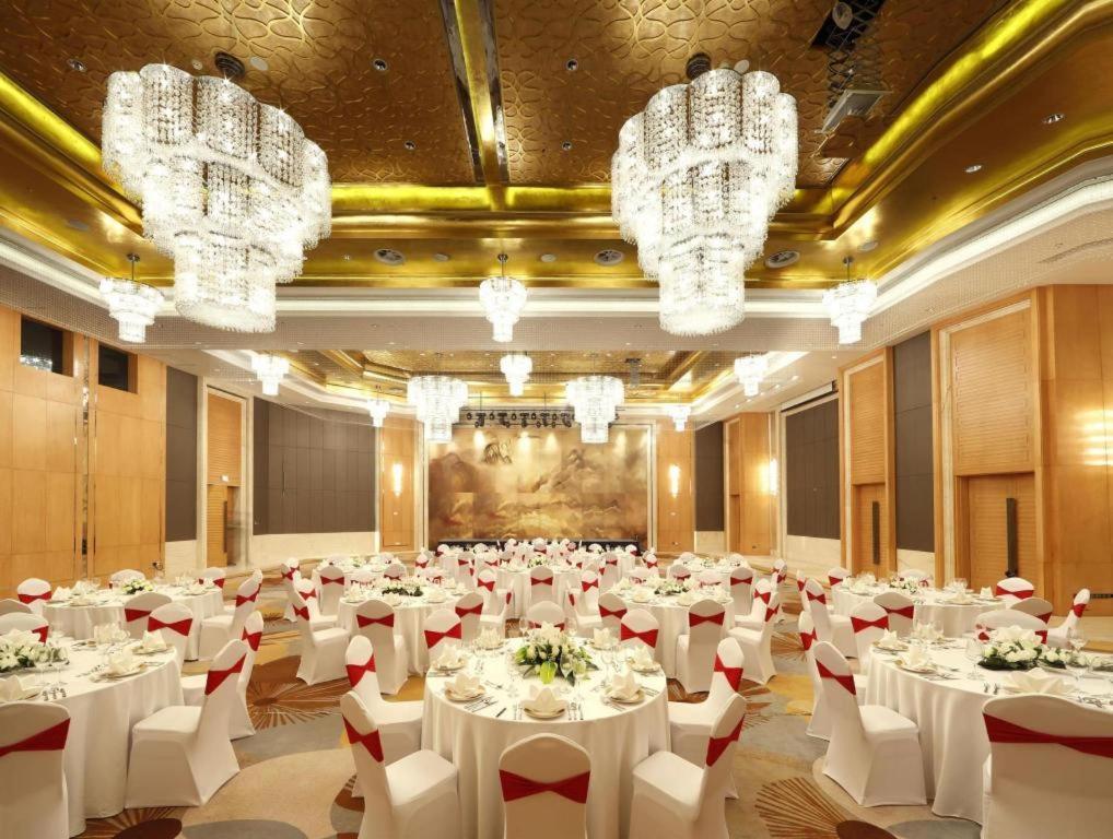 Wyndham Grand Plaza Royale Mingfa Zhangzhou Экстерьер фото